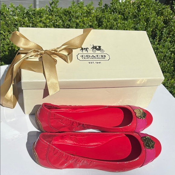 Coach Poppy Patent Ruby/Pink Flats with Cream Box with Gold Ribbon NEW - Picture 1 of 11